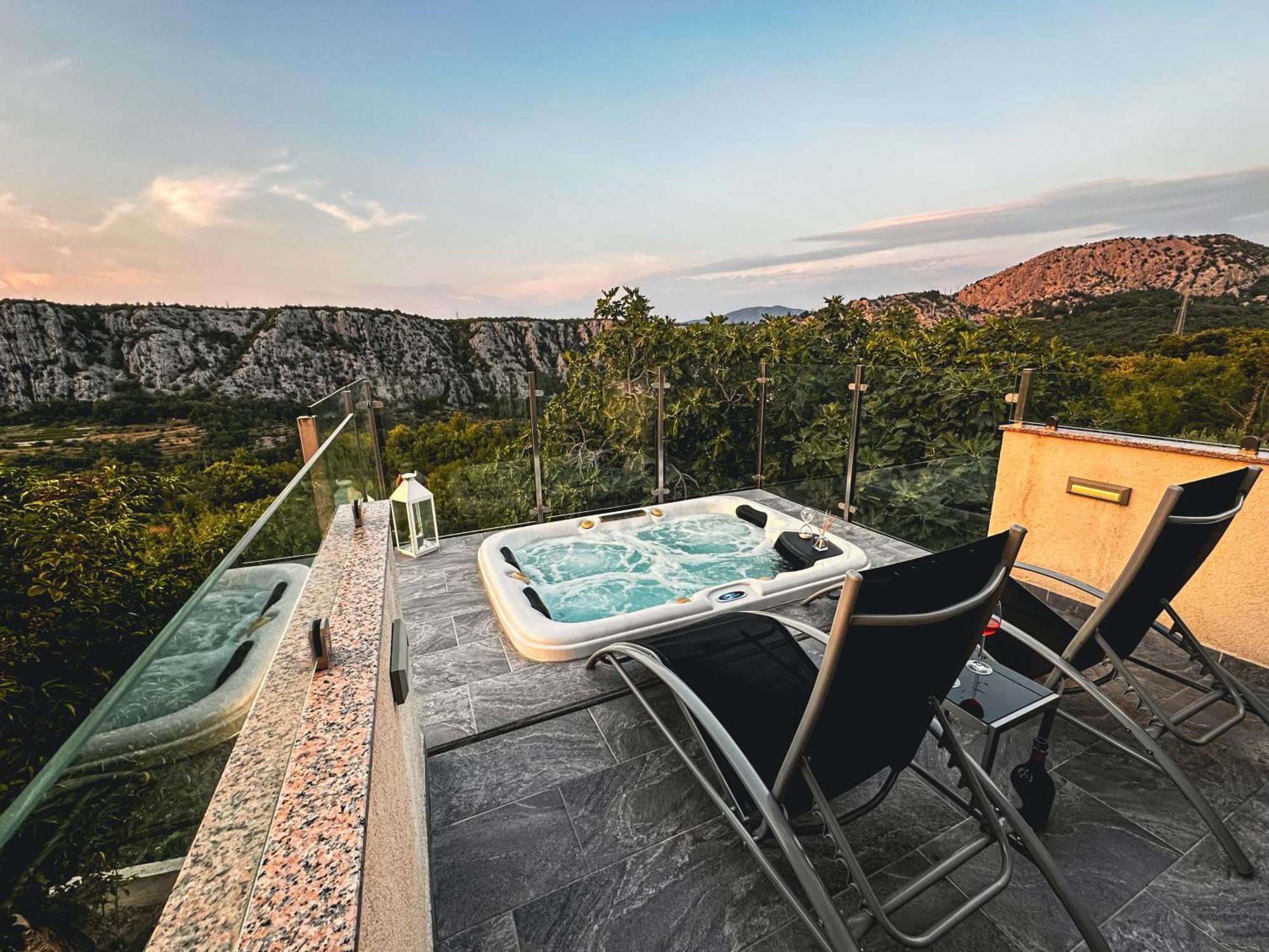 Summer House Nika With Jacuzzi Slime Buitenkant foto